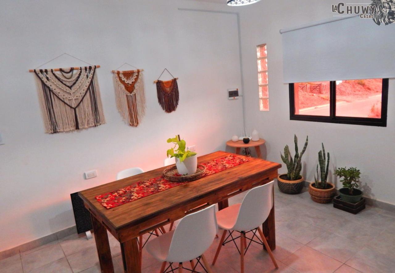 Lachuwy Casas * Villa Union (La Rioja)